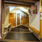B&B La Roche Du Croue