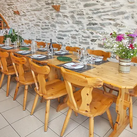 B&B La Roche Du Croue 3*