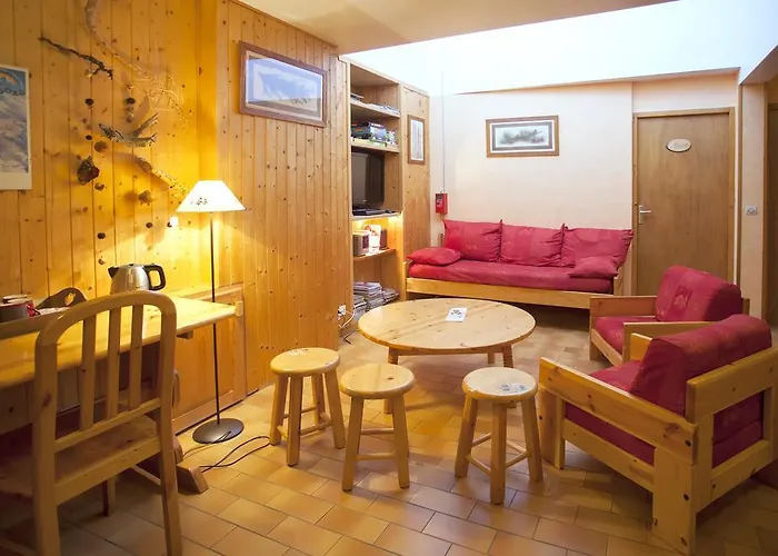 Bed & Breakfast La Roche Du Croue