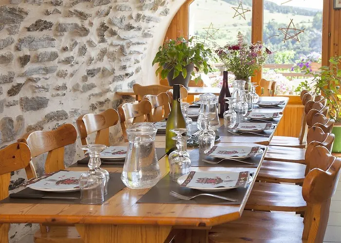 Bed & Breakfast La Roche Du Croue