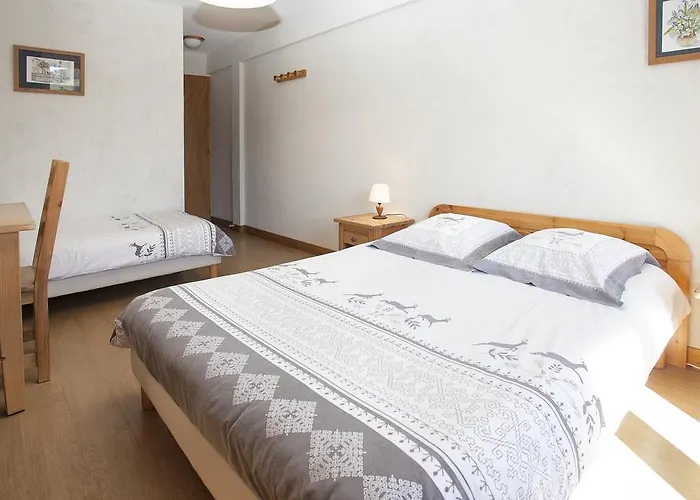 Bed & Breakfast La Roche Du Croue